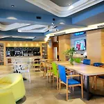 Ibis Styles Shanghai Qingpu Sports Center Hotel