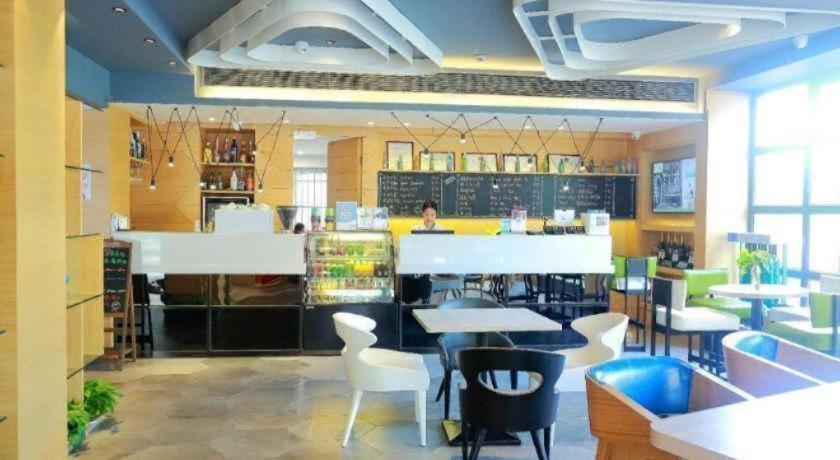 Ibis Styles Qingpu Sports Center 3*