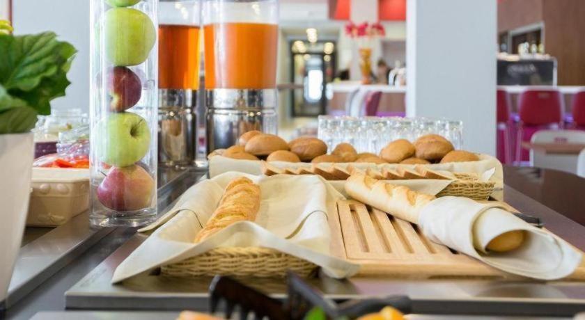 Ibis Styles Qingpu Sports Center Hotel 3*